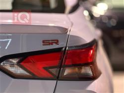 نيسان فيرسا